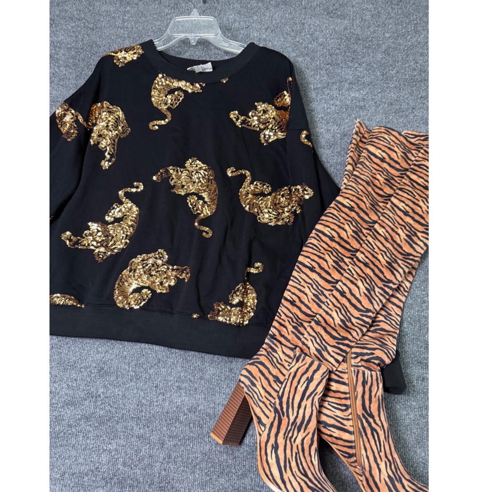 Fantastic Fawn Black Gold Sequin Tiger Sweatshirt Sz Small
